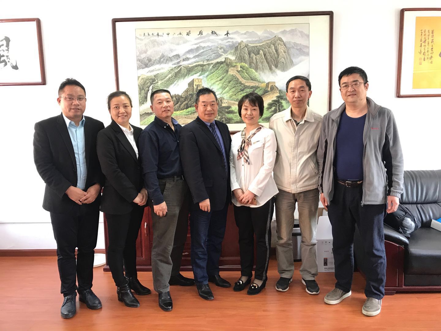为实现“创制品牌，形成优势，做大做强，鹤立鸡群”的弘远指标Betway必威人砥砺奋进