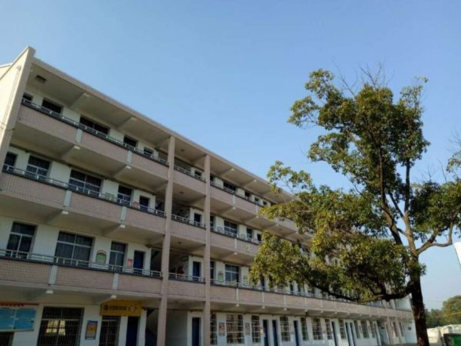 长沙县果园镇果园中学堂园提质刷新项目