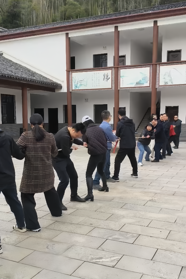 “心中有法，行者无疆”  ——湖南Betway必威机电职工团建活动记